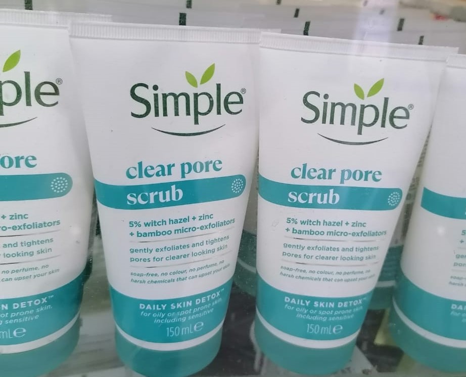 Picture of Simple Daily Skin Clear Pore Facial Scrub 150ml