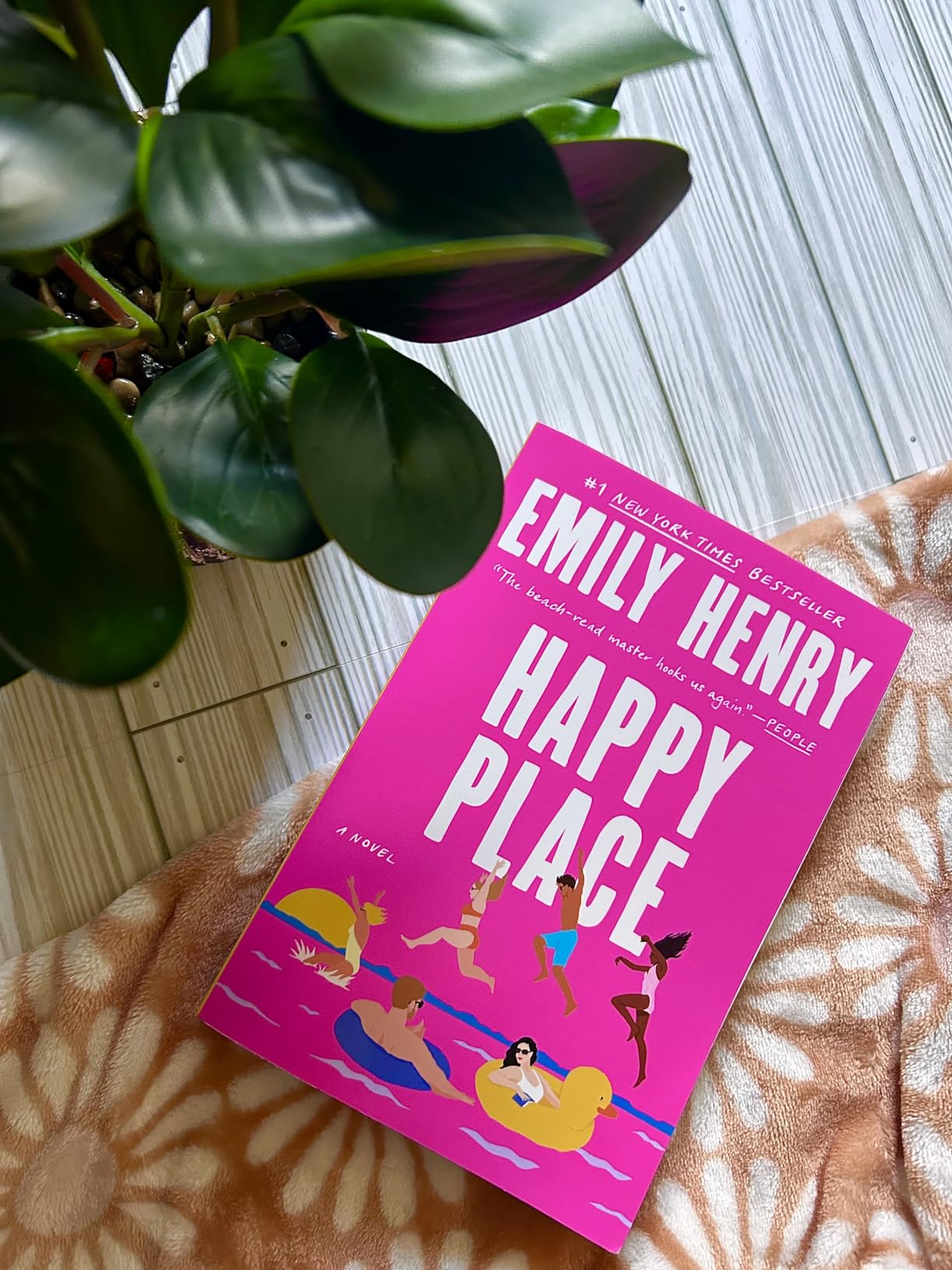 Picture of Happy Place by Emily Henry - Premium Quality - Paperback