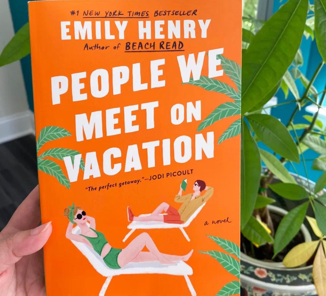 Picture of People We Meet on Vacation by Emily Henry