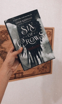 Picture of Six of Crows Book by Leigh Bardugo - Paperback