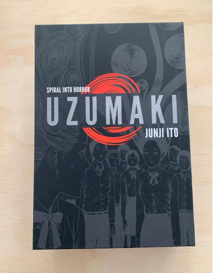 Picture of Uzumaki (3-in-1 Deluxe Edition) (Junji Ito)