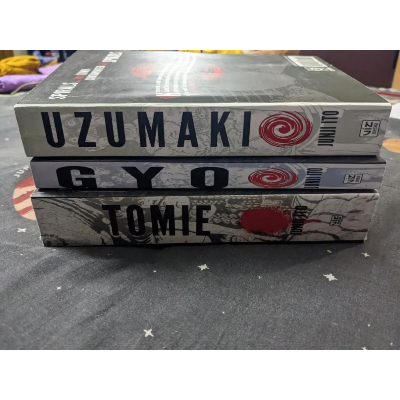 Picture of Tomie: Complete Deluxe Edition (Junji Ito) - Paperback