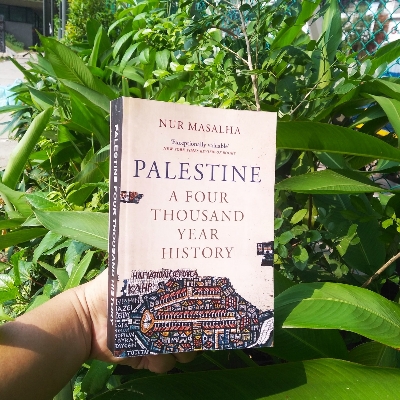 Picture of Palestine: A Four Thousand Year History Book by Nur-eldeen Masalha (Premium Quality Paperback)