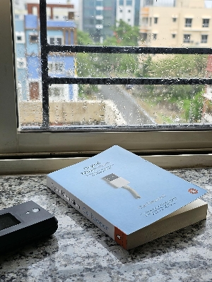 Picture of Digital Minimalism by Cal Newport (Premium Quality Paperback)