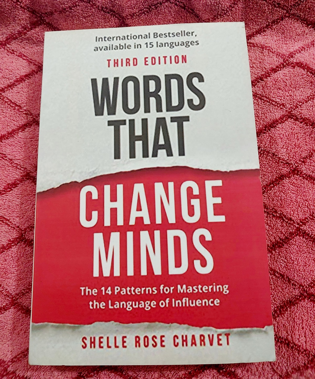 Picture of Words That Change Minds by Shelle Rose Charvet (Premium Paperback)