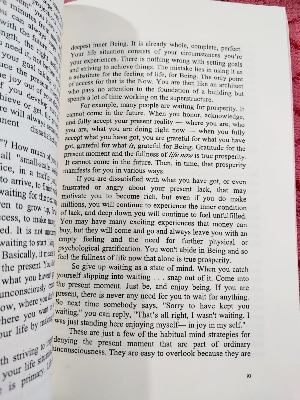 Picture of The Power Of Now by Eckhart Tolle (Paperback)