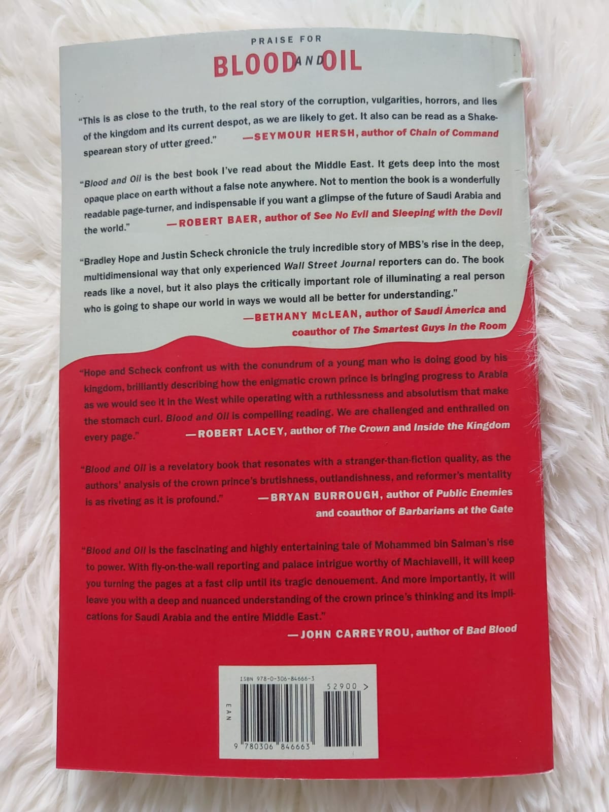 Picture of Blood and Oil Book by Bradley Hope and Justin Scheck (Premium Quality - Paperback)