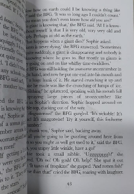 Picture of The BFG Novel by Roald Dahl (Yellowish - Paperback)