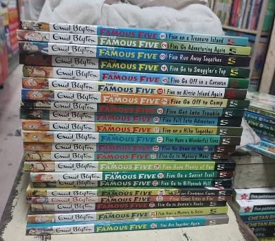Picture of Famous Five Series 21 Books set by Enid Blyton  (Yellowish - Paperback)