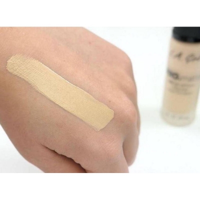 Picture of L.A. Girl Pro Matte HD Long Wear Foundation (30ml) - GLM673 Beige