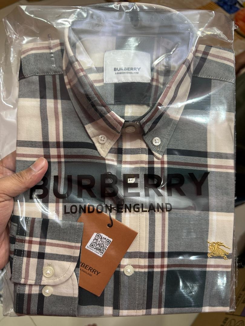 Picture of Burberry Check Shirt 441 / 390