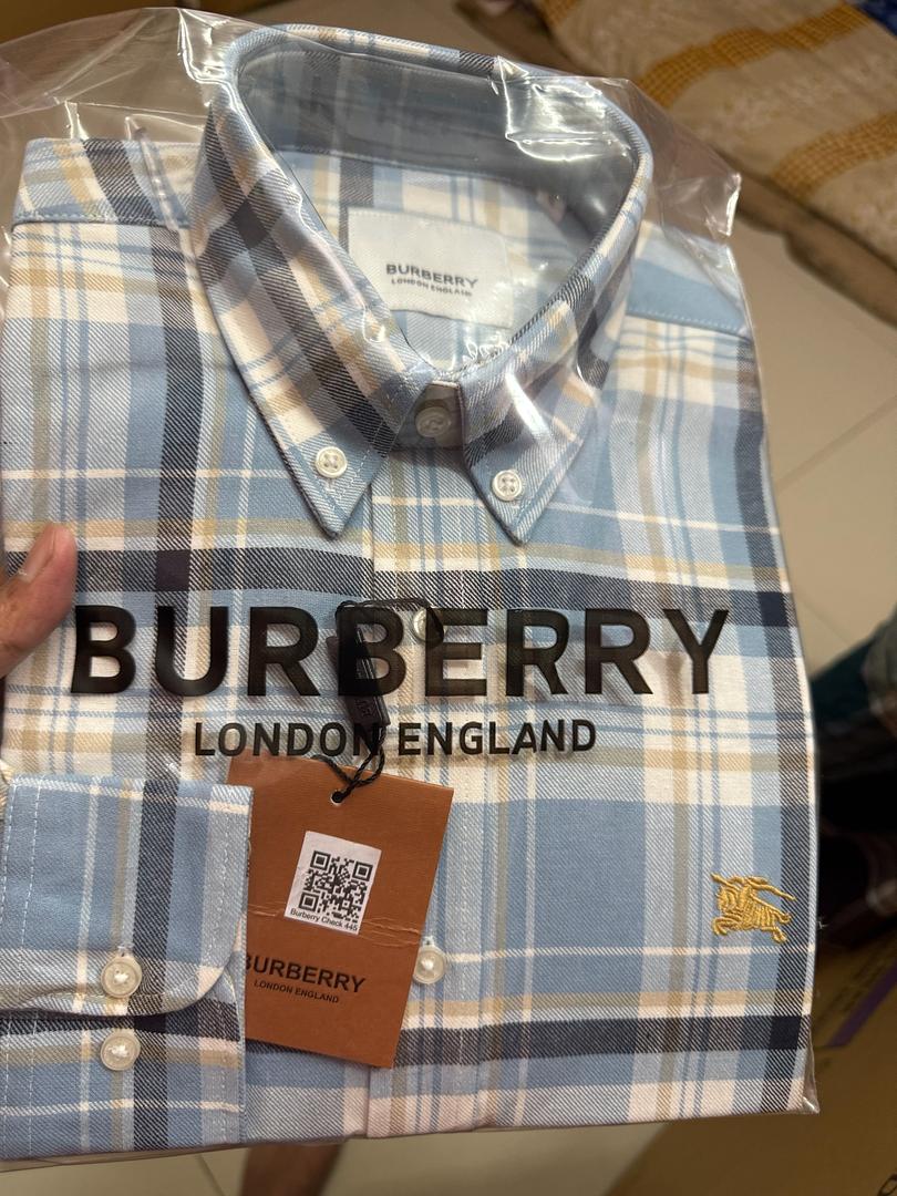 Picture of Burberry Check Shirt 445