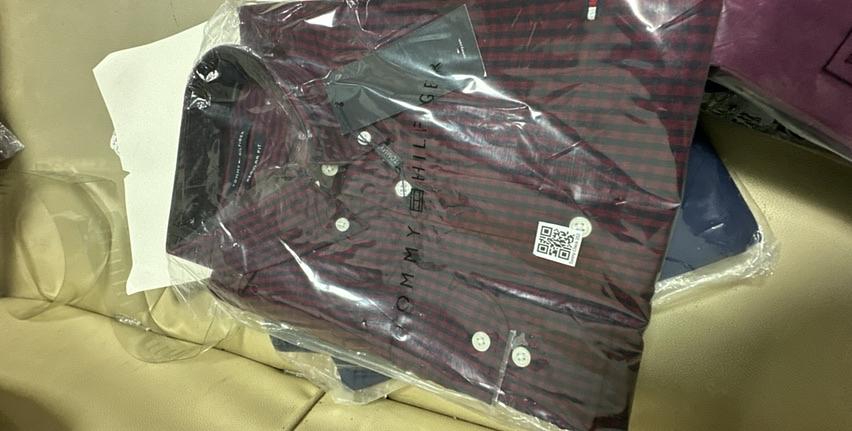 Picture of Tommy Check Shirt 352