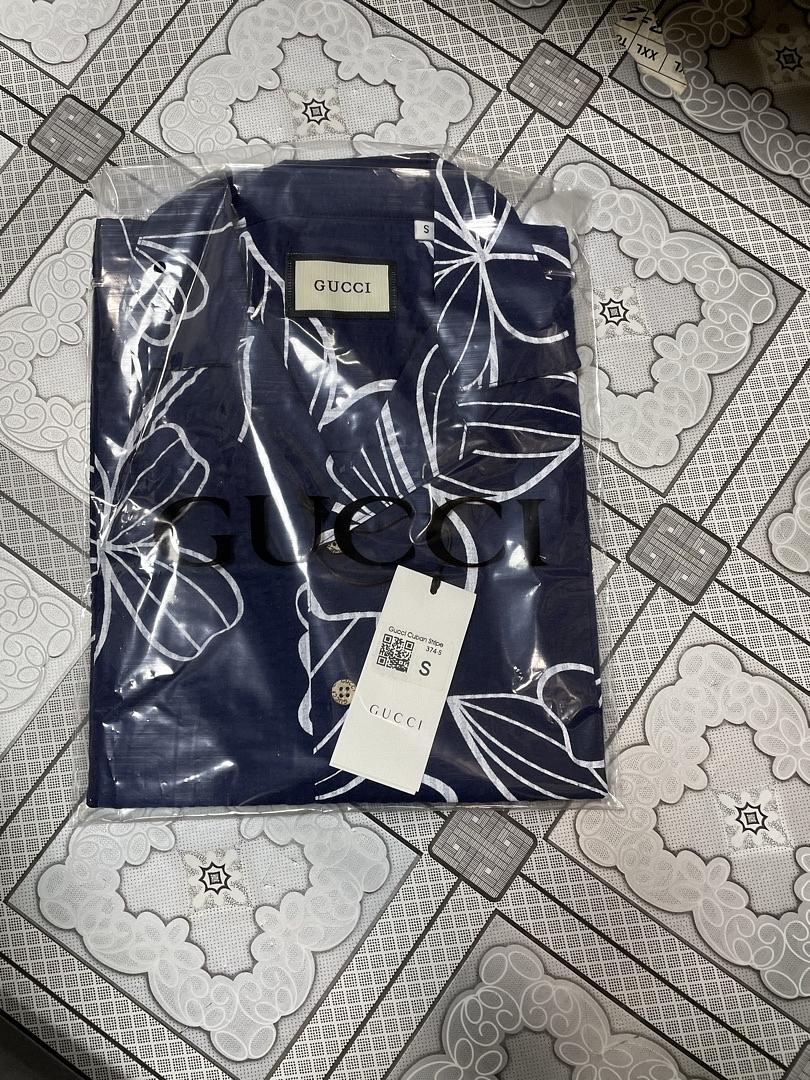 Picture of Gucci Cuban Collar Stripe 374