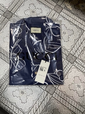 Picture of Gucci Cuban Collar Stripe 374