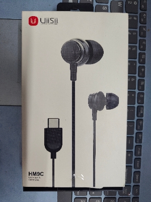 Picture of UiiSii HM9c Wired Earphone Type-C