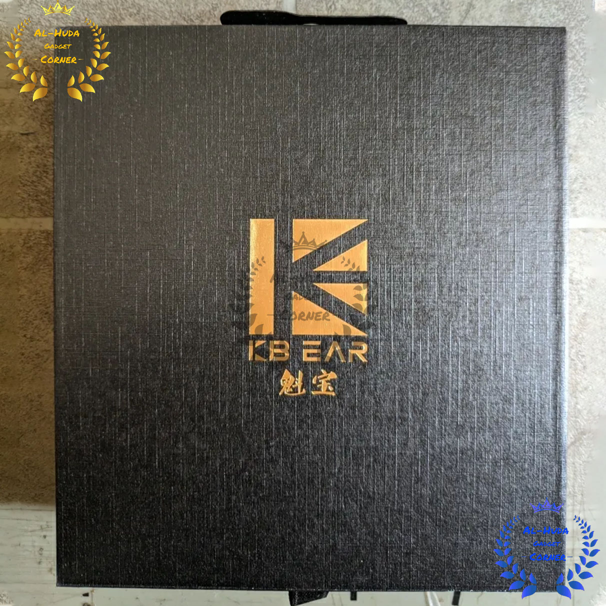 Picture of KBEAR Lark Hybrid 1DD+1BA Driver Unit In Ear Earphone Hifi sport music earbuds With 0.78mm pin with 4N Silver plated cable KS2