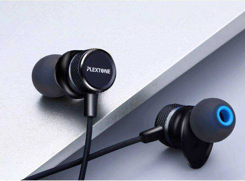 Picture of Quality-Full Plextone G15 In-Ear Gaming Earphones Upgraded Version 3.0 With Microphone And 3.5Mm Earphone Jack - Headphone