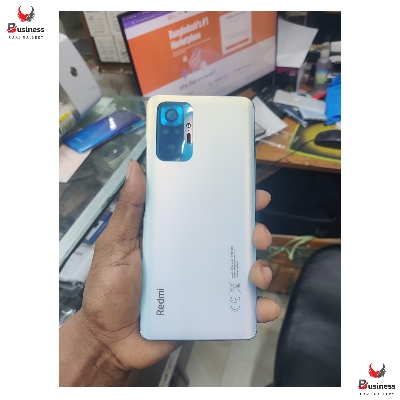 Picture of Replacement Backshell Panel + midel frame for Xiaomi Redmi Note 10 Pro/redmi note 10 pro max Battery Back Door Back panel