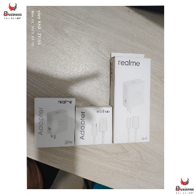 Picture of Original Realme 33W Super VOOC Flash Fast Charger Type C For Realme Real 33W
