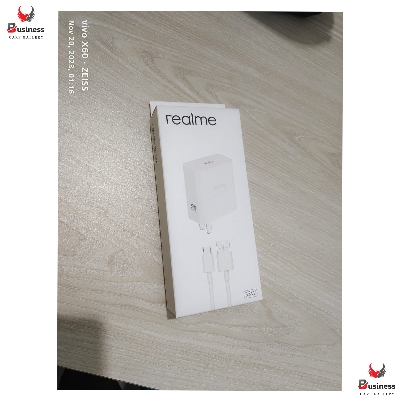 Picture of Original Realme 33W Super VOOC Flash Fast Charger Type C For Realme Real 33W
