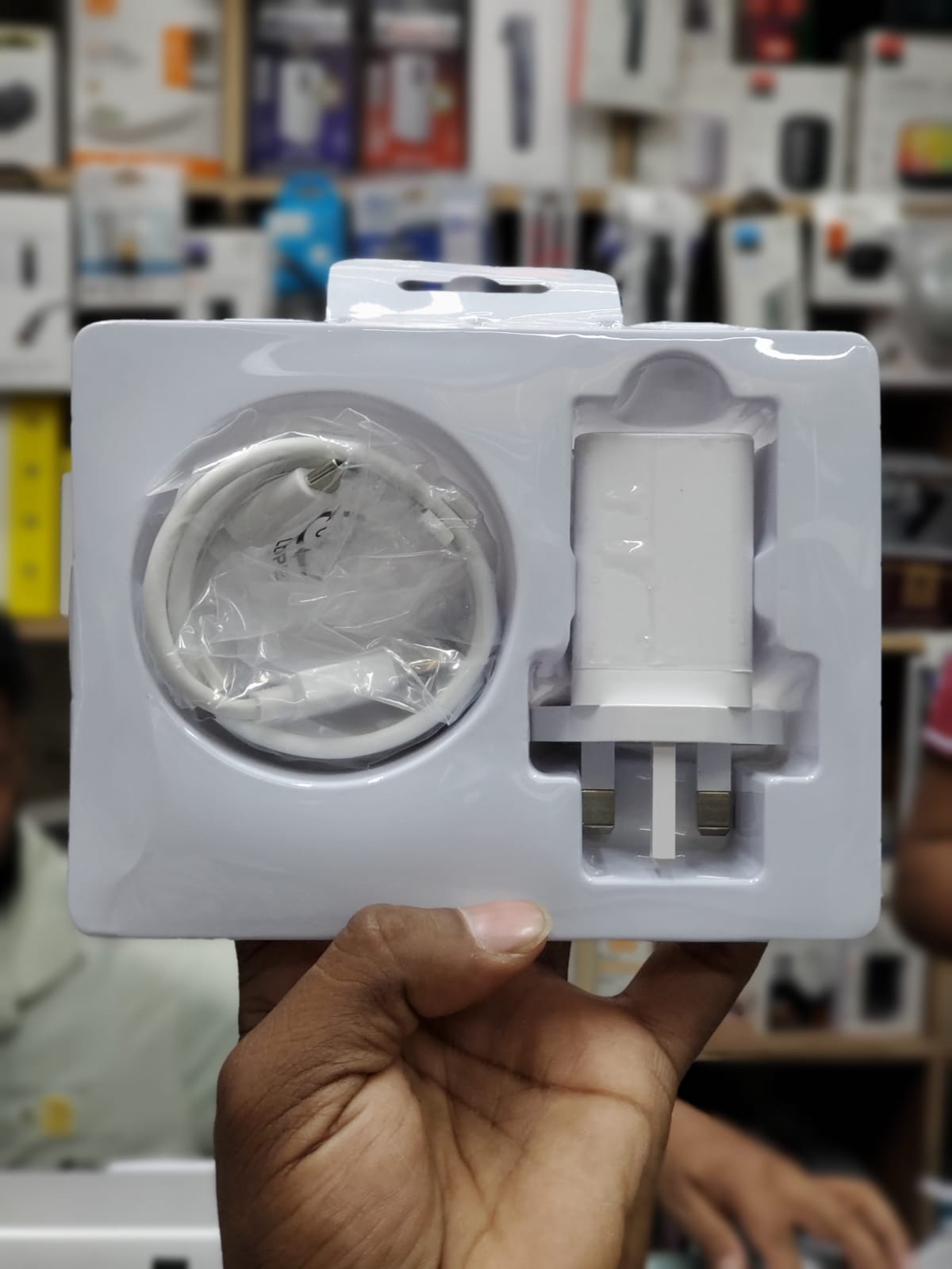 Picture of Orginal OPPO VOOC New Fast Flash Charger With USB Cable TypeC