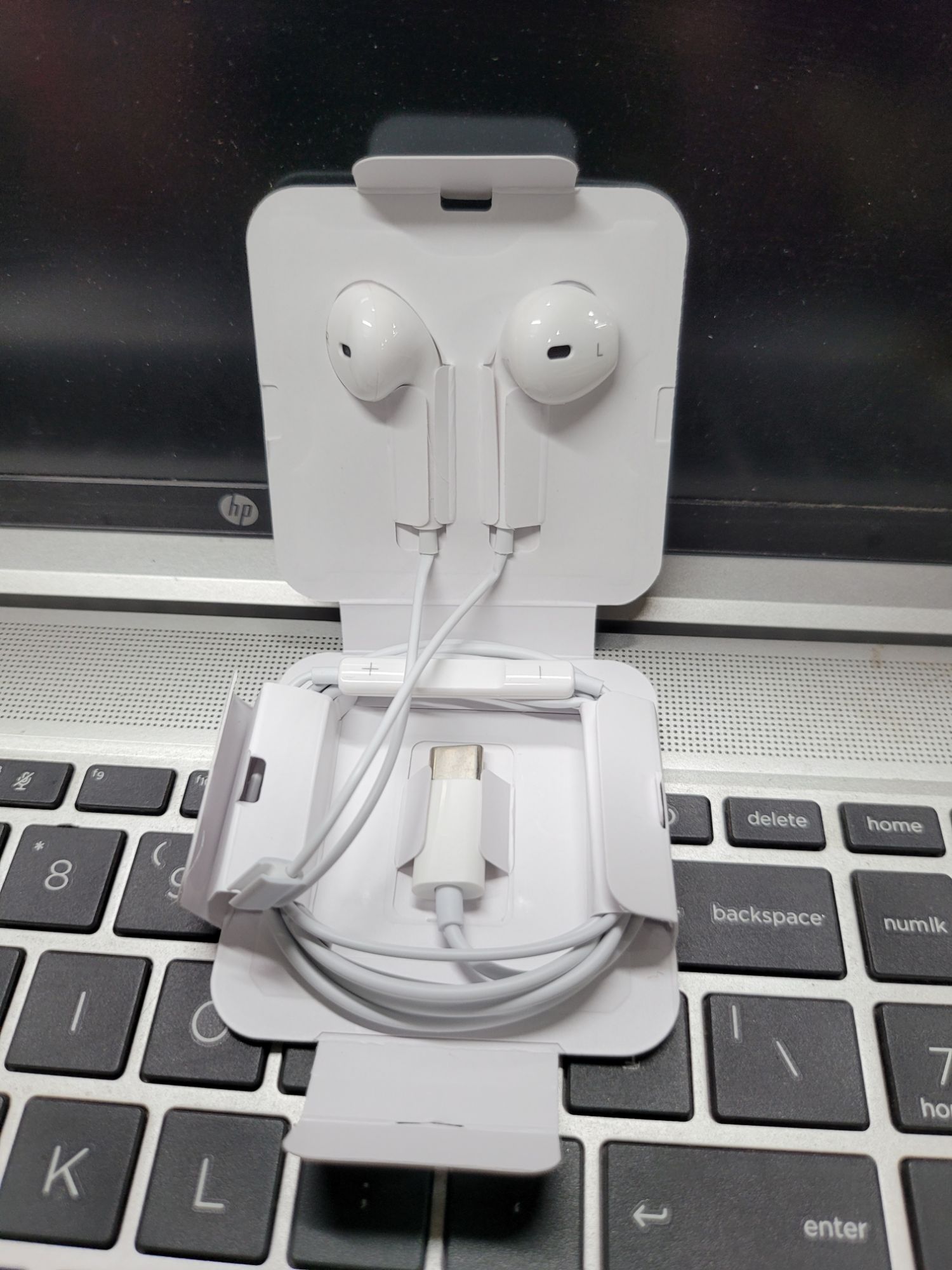 Picture of Google pixel earphone -usb tyep c