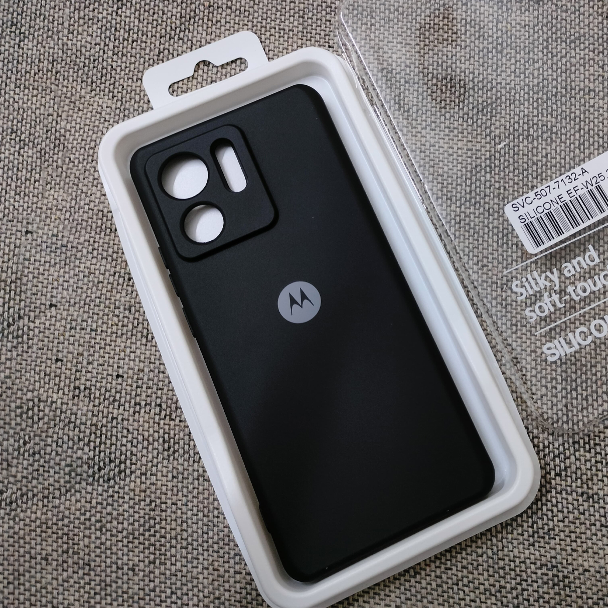 Picture of Premium Liquid Silicone Phone cover for Motorola Moto Edge 40 5G Back Cover