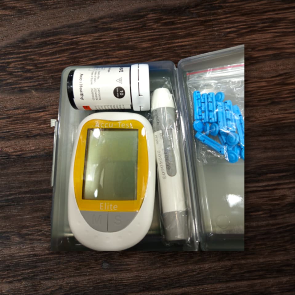 Picture of Accu Test Elite Blood Glucose Monitore With 10 Test strip