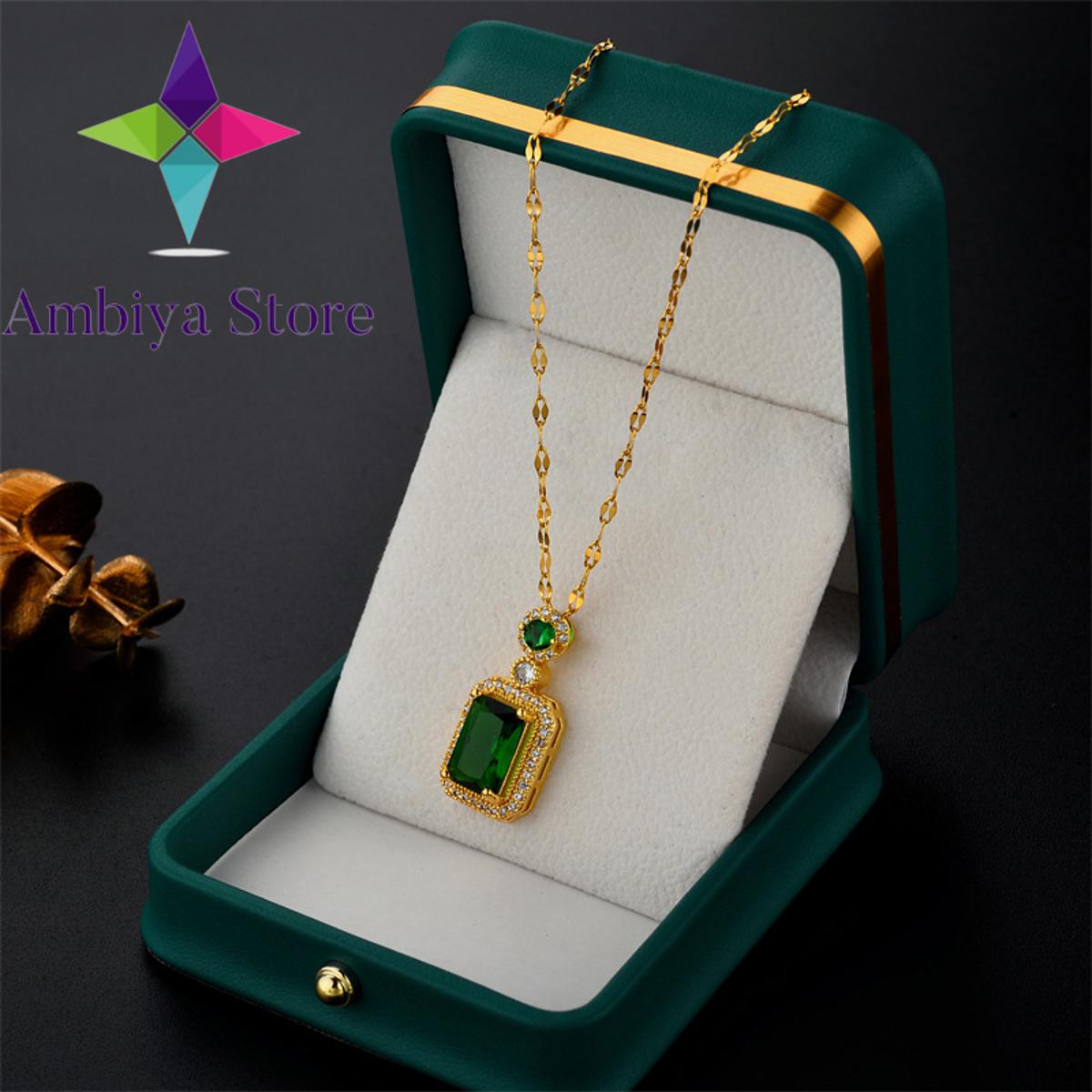 Picture of Stone luxury Clavicle Chain Design Neckless for Stylish Girls or Women