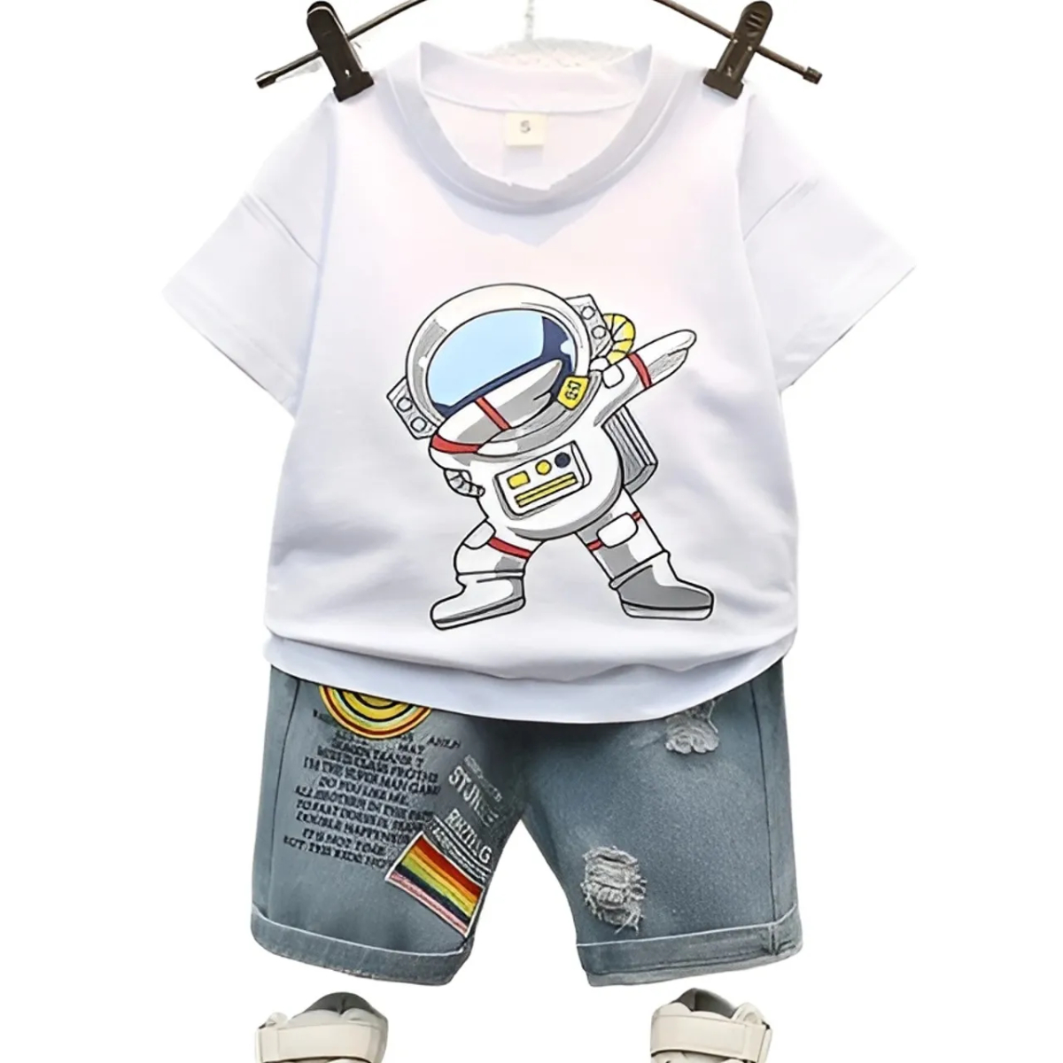 Picture of Handsome Cartoon Astronaut T- shirt + Ripped Jeans sty 3