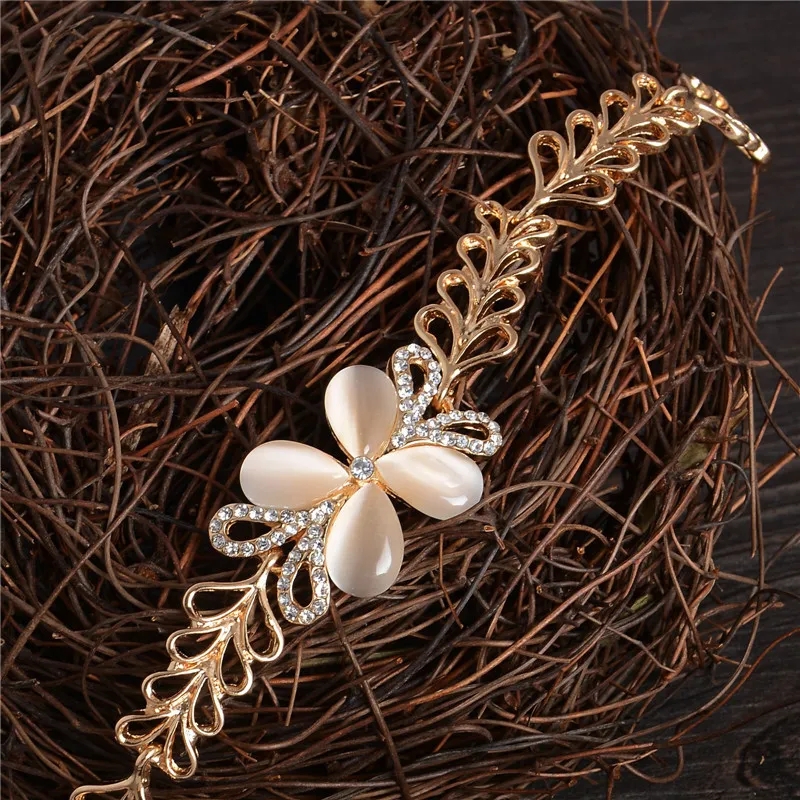 Picture of Women luxury bracelet  new design - Bracelet For Women - Bracelet For Women