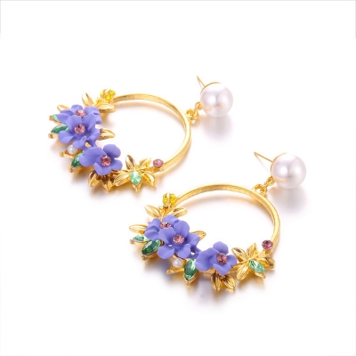 Picture of Ladies earring  new design earrings