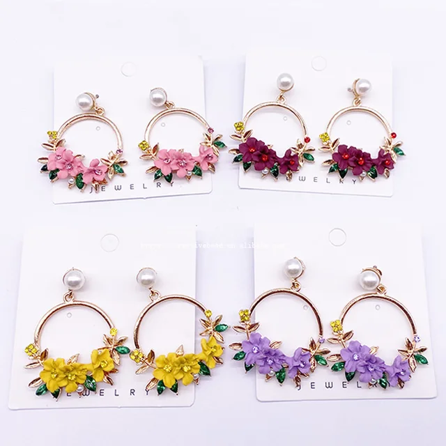 Picture of Ladies earring  new design earrings