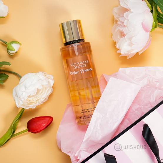 Picture of Victoria's Secret Amber Romance Body Mist 250ml | International