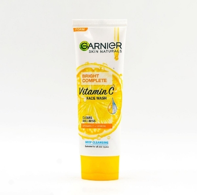 Picture of Garnier Bright Complete Vitamin C Face Wash,50gm