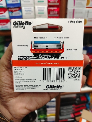 Picture of Fusion Manual Shaving Razor Blades - 4s Pack (Cartridge)