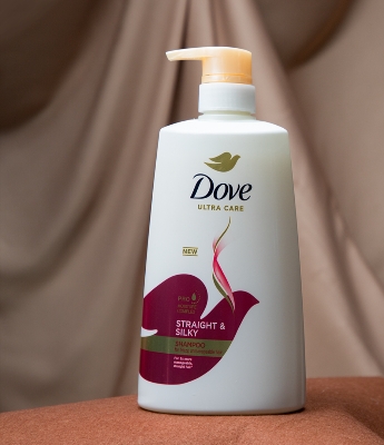 Picture of Dove Straight & Silky Shampoo 680ml (Unilever Original)