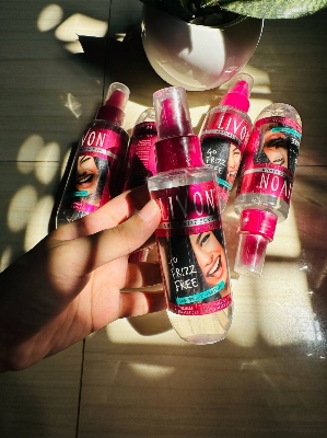 Picture of LIVON ANTI FRIZZ SERUM FOR ALL HAIR TYPES 50ML India