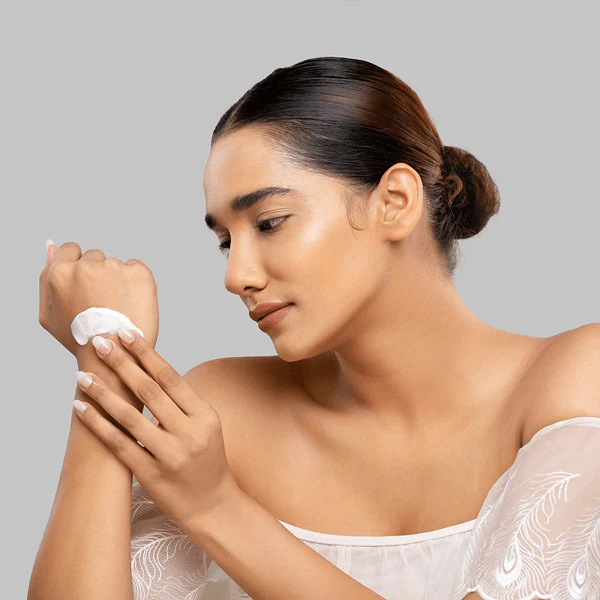 Picture of Lotus Herbals Safe Sun Sunscreen Cream SPF 30 PA++ 100ml