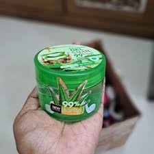 Picture of moisturizing Pretty Cowry 99% Aloe Vera Shooting Gel