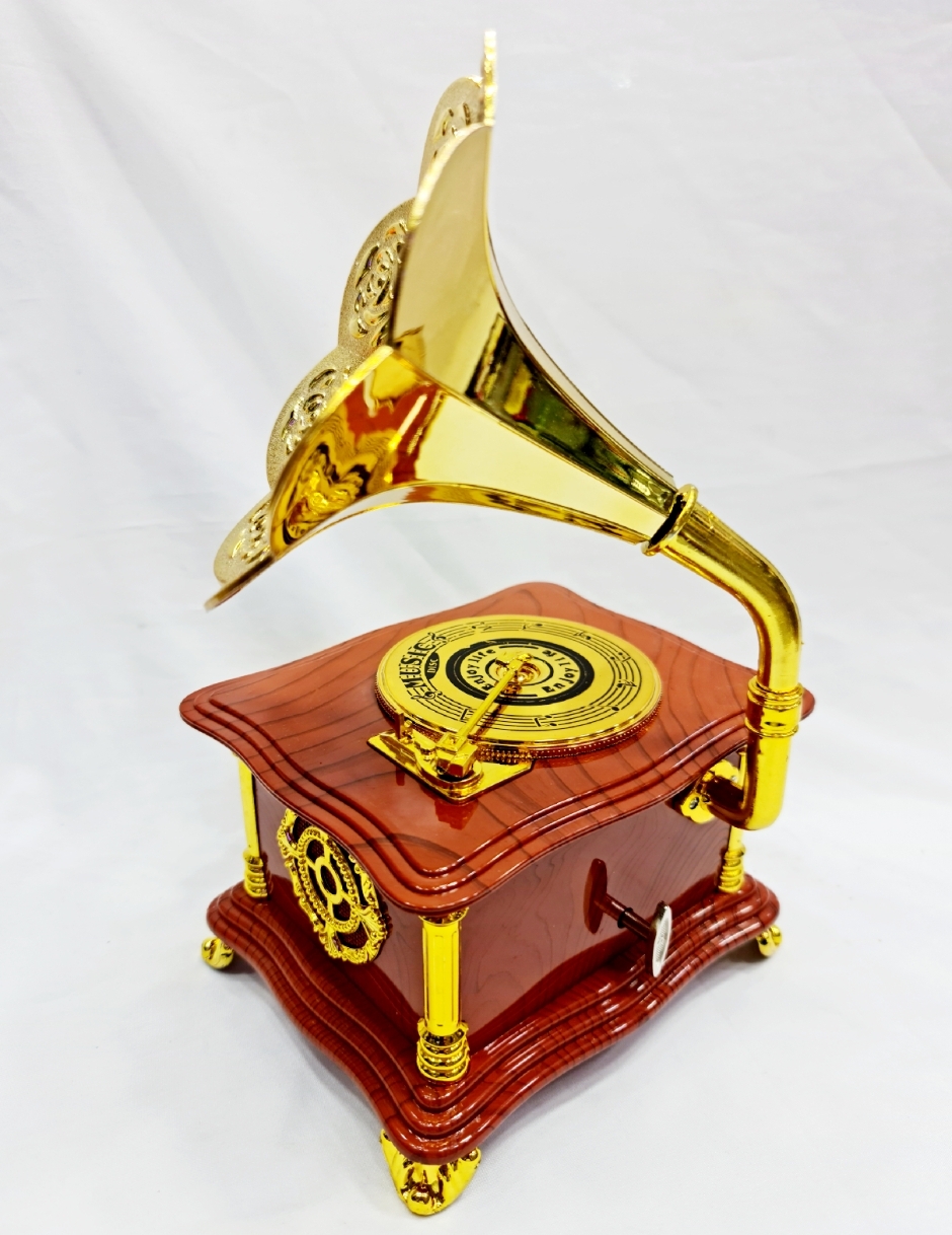 Picture of Gramophone model Musical jewellery Boxes Retro  Gift Decor.