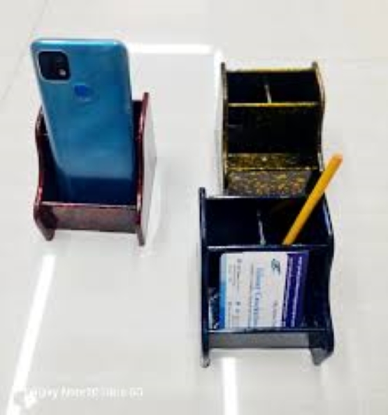 Picture of 3 in 1 pen holder visiting card holder mobile stand