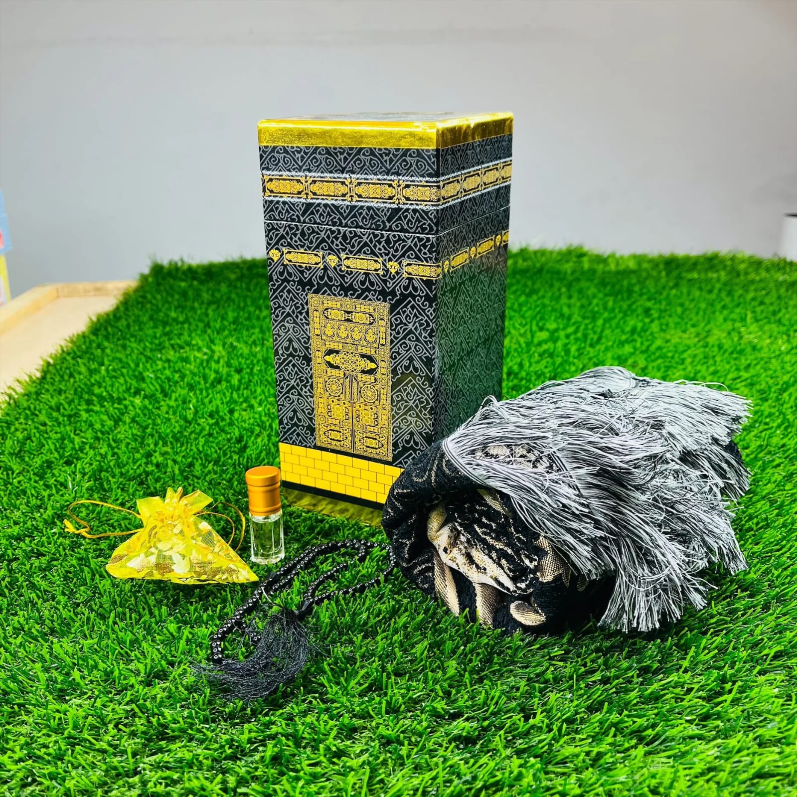 Prayer Mat, Tasbeeh and Attar Combo Pack with Premium Kaba Box RKissu.comonline shop bangladeshothoba.com