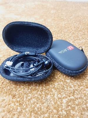 Picture of UiiSii HM12 Deep Bass Good Treble Earphones for android -samsung/realme/oppo/vivo/iphone/walton/tecno/xiaomi/nokia/laptop all device supported with premium quality