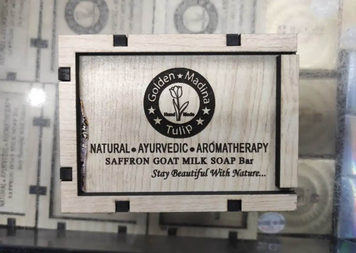 Picture of Hand Made Goat Milk Jafran Soap With Wooden Box 100g
