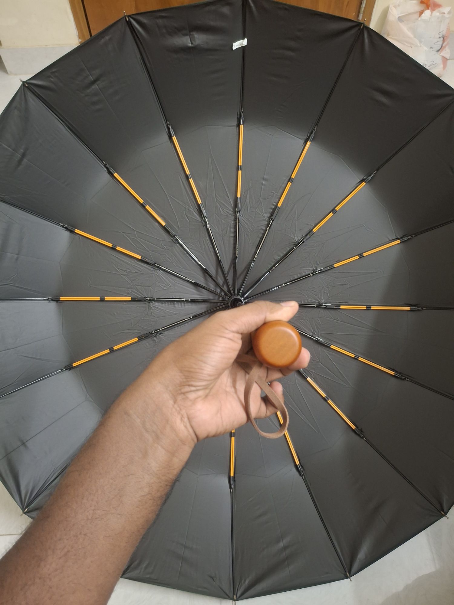 Picture of 12 Ribs High Quality  Umbrella Man and women Luxury 12Ribs Umbrella for Car Business Big Umbrella Sun Rain Women Parasol Windproof Folding -Umbrella