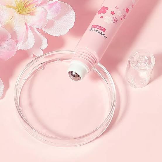 Picture of Laikou Japan Sakura Eye Serum – 15 ml