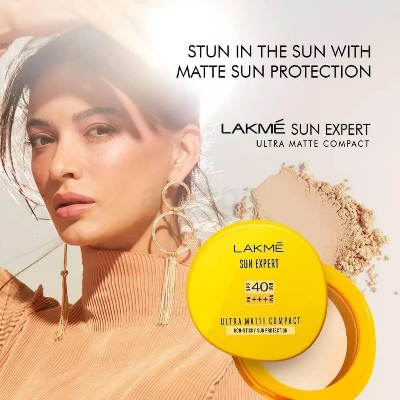 Picture of LAKME SUN EXPERT ULTRA MATTE COMPACT SPF 40 PA +++ UVA UVB - Face Powder