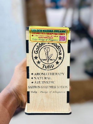 Picture of Golden Modina Tulip Saffron goat milk lotion 300ml